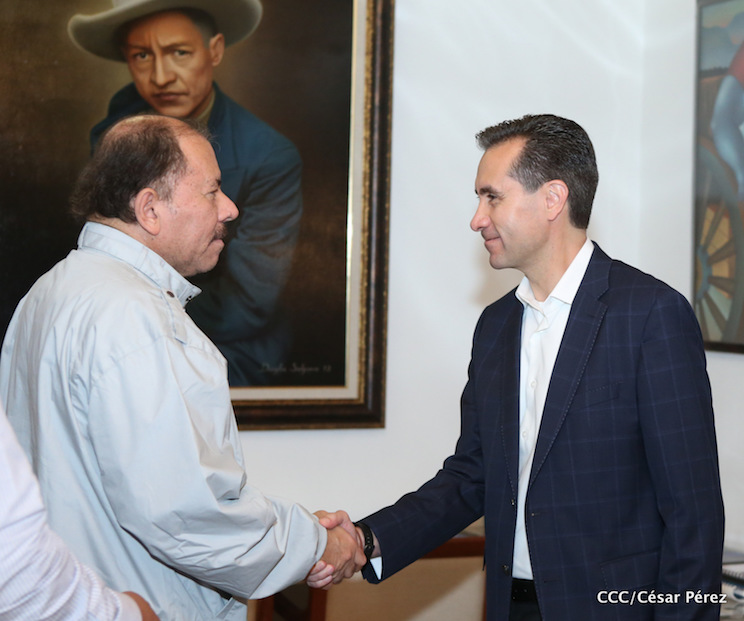 Presidente Daniel se re&uacute;ne con Jorge Familiar, Vicepresidente del Banco Mundial para Am&eacute;rica Latina y el Caribe